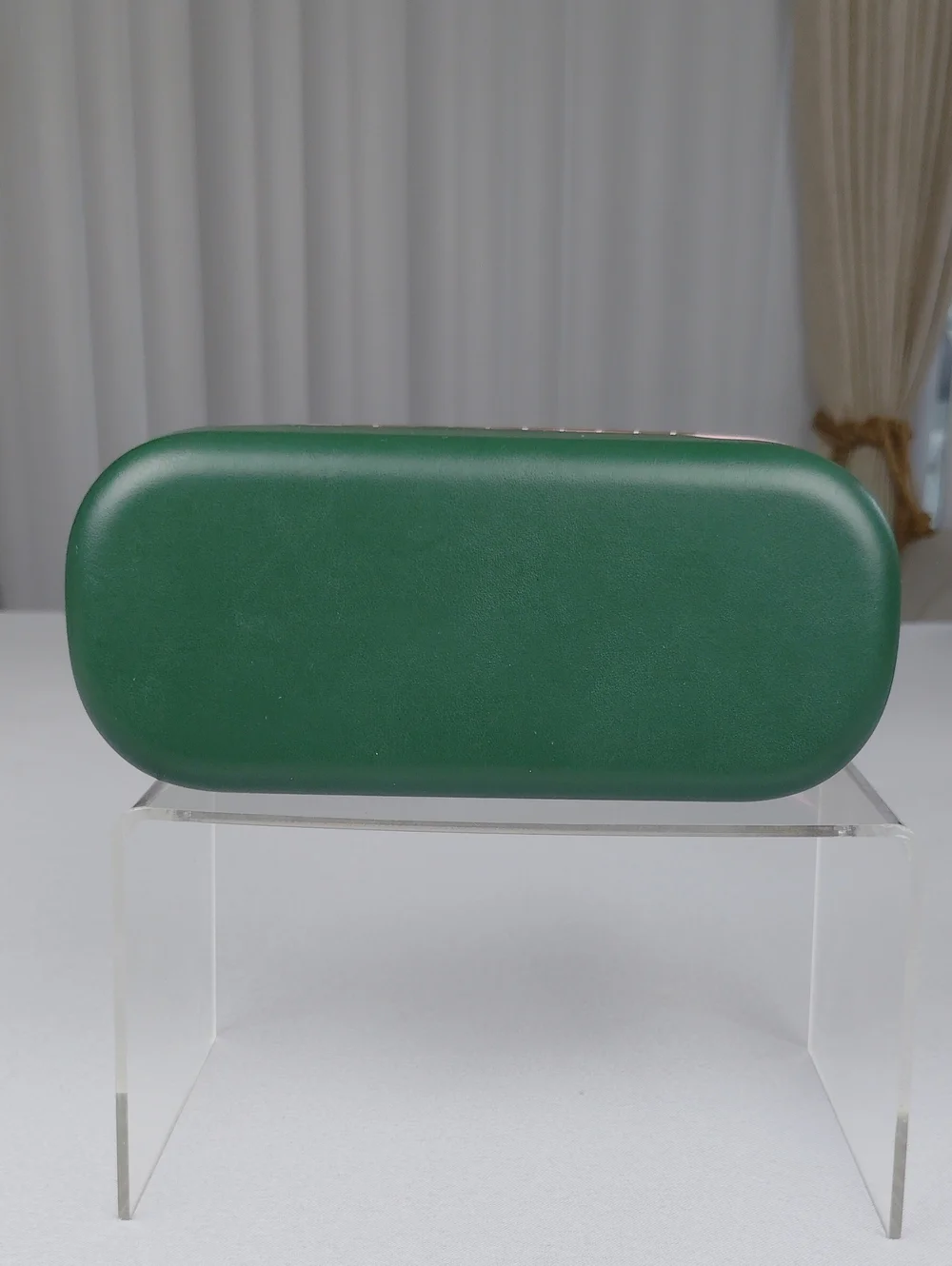 kate spade Pink And Green Exterior Sunglasses Case with Gold Trim.